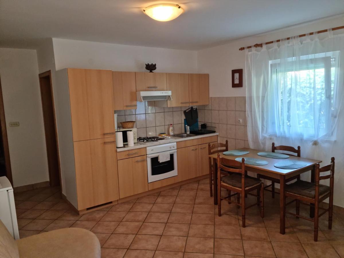 Apartments Zoretic Малинска Экстерьер фото