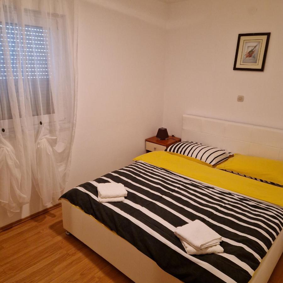 Apartments Zoretic Малинска Экстерьер фото